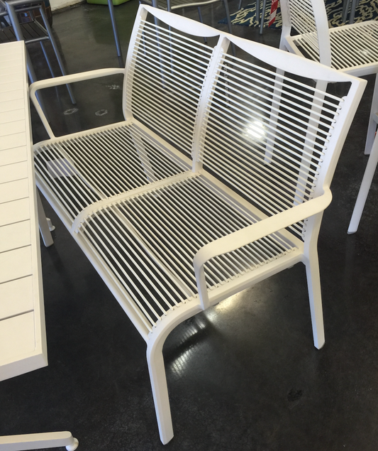 Outdoor bench, white powder coated frame, bungee seating