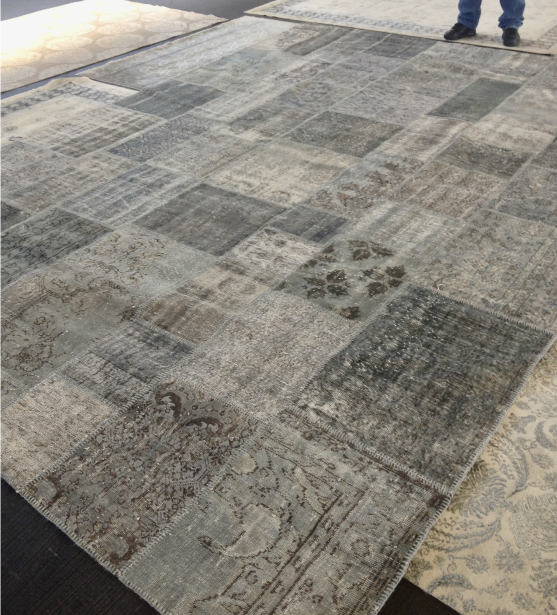 Sage patchwork 10x14 rug