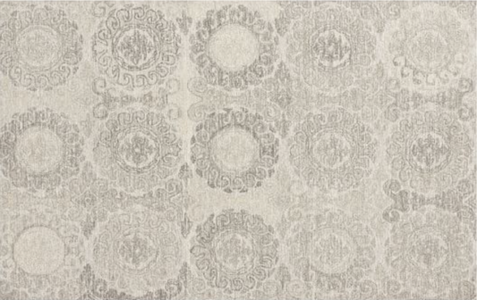 Tufted rug in gray and cream pattern