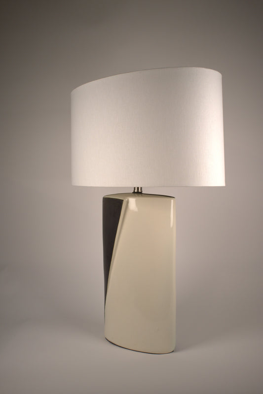 Black & white ceramic table lamp, oval shade