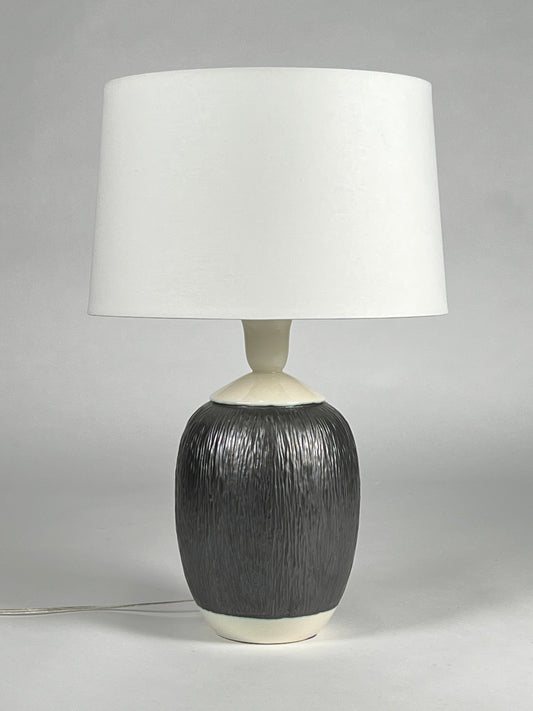 Black and off white ceramic table lamp