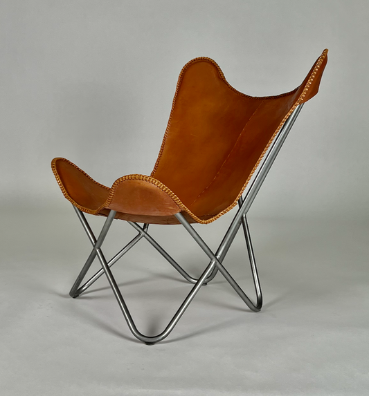 Leather butterfly chair, with silver frame