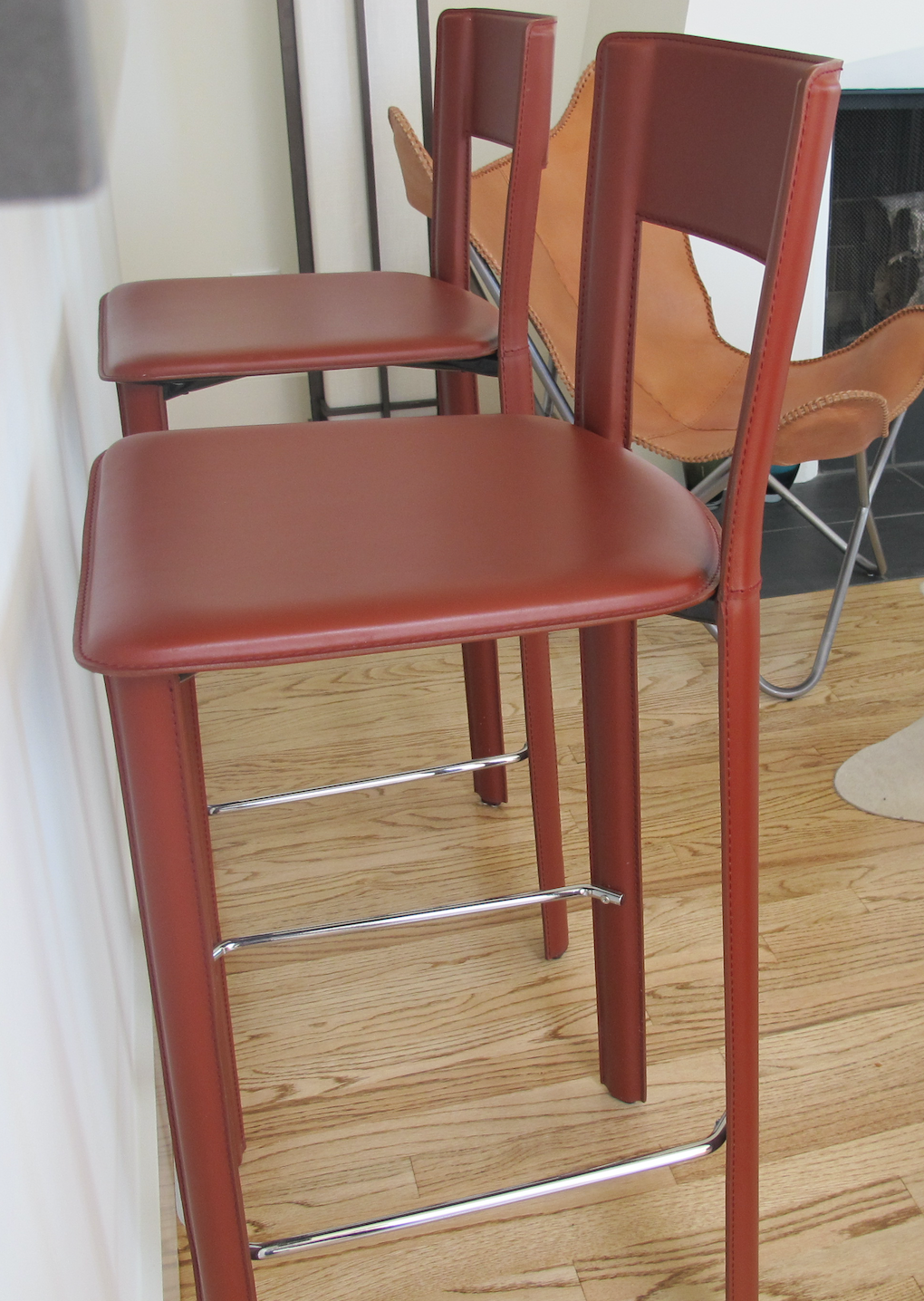 Brick leather bar stool with back