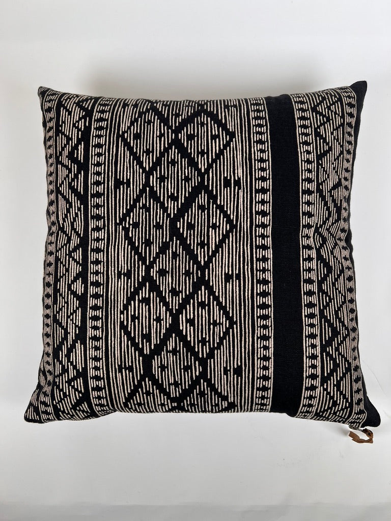 Black and Cream Diamond Weave Pillow, 20" x 20"