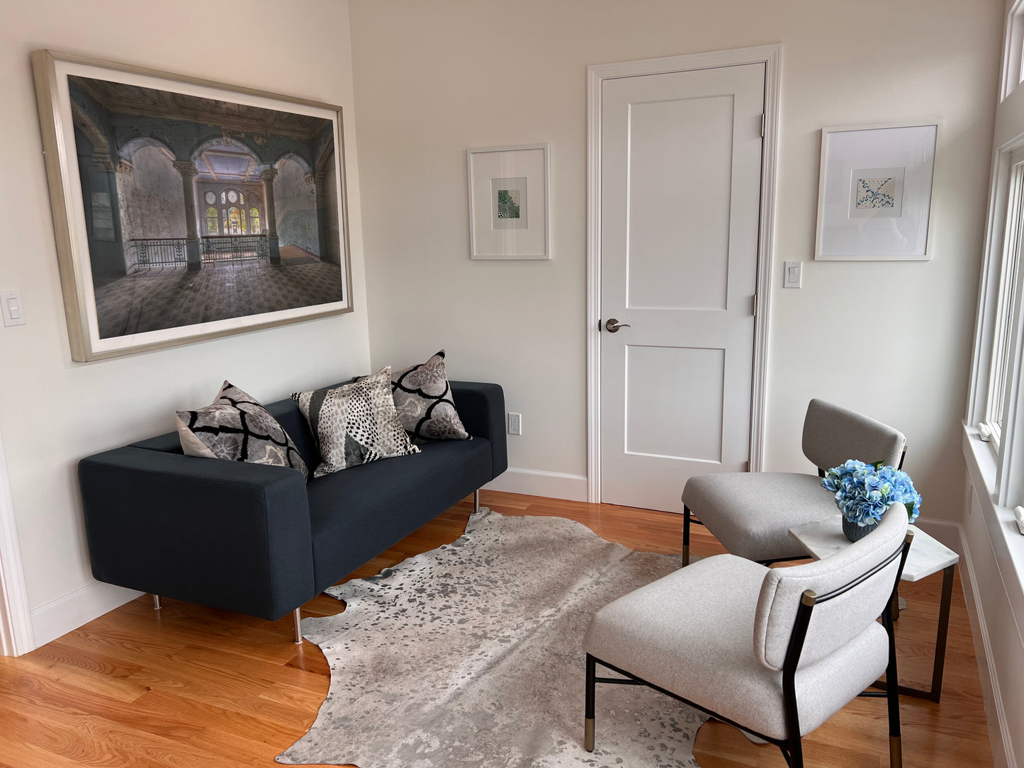 DWR loveseat
