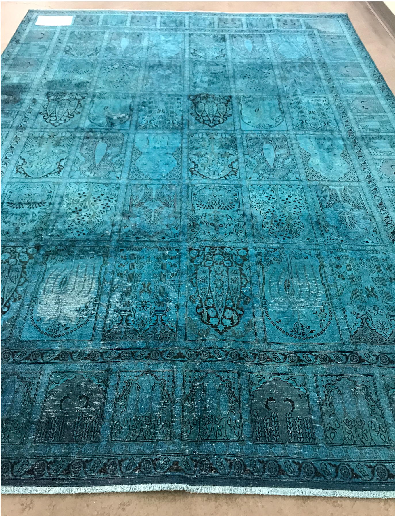7' x 9'8", Teal silk rug, tile pattern,