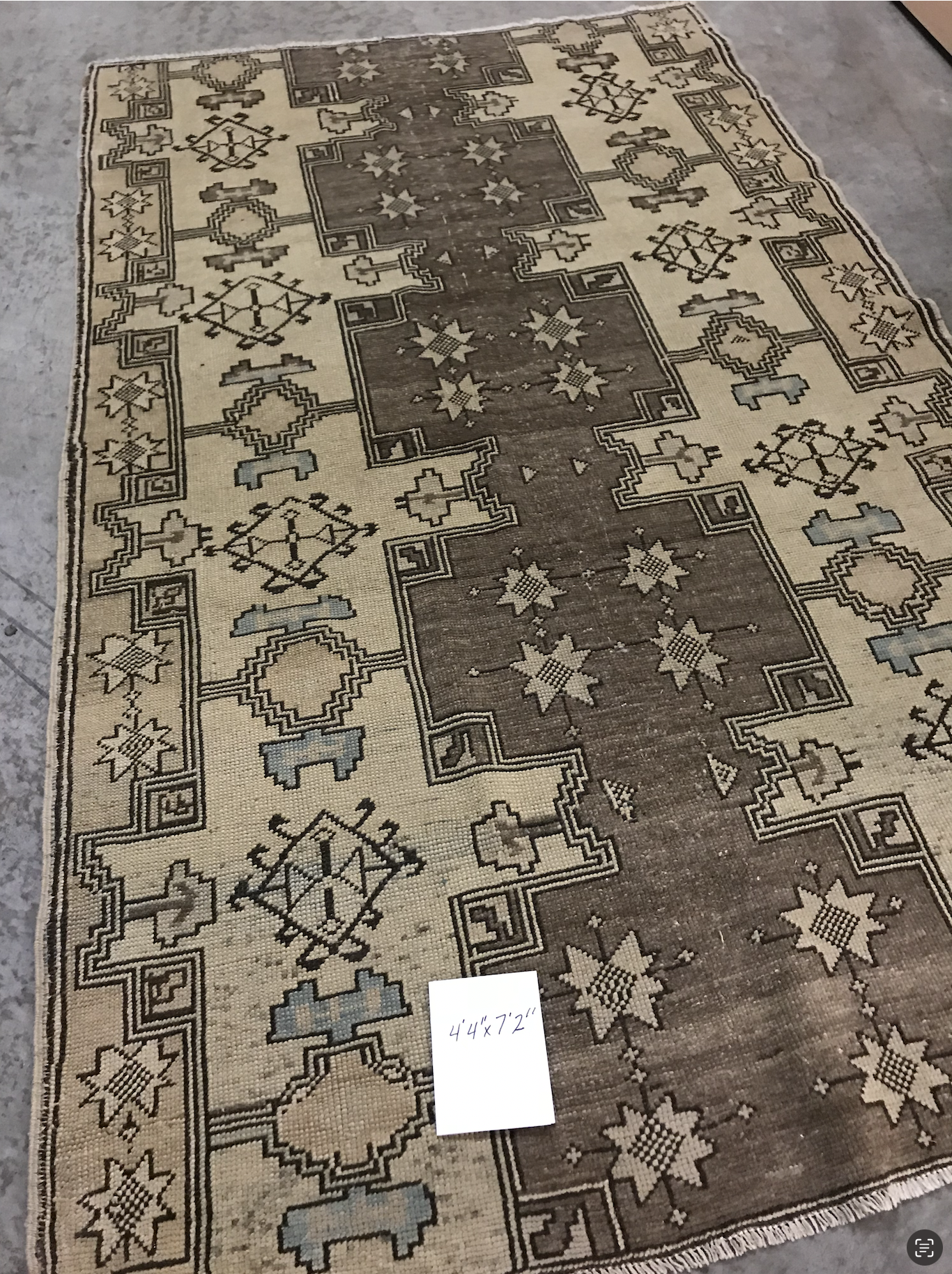 4'4" x 7'2" Vintage Mid-century runner. brown & tan