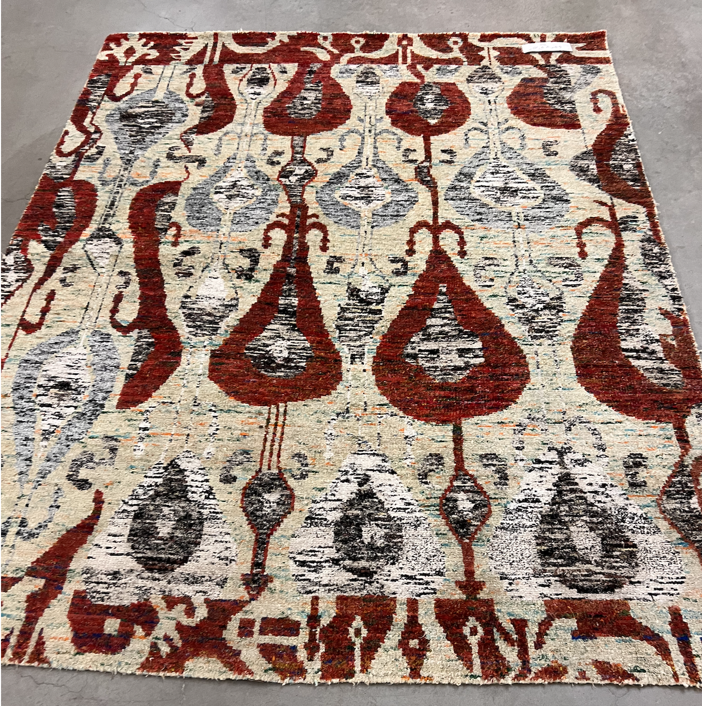 7'6" x 9'10" Silk sari Giselle rug
