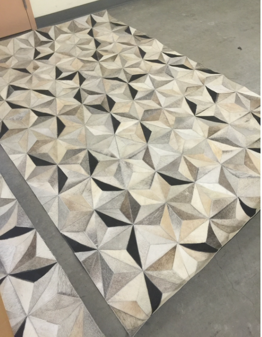 5x8 hair on hide star pattern rug