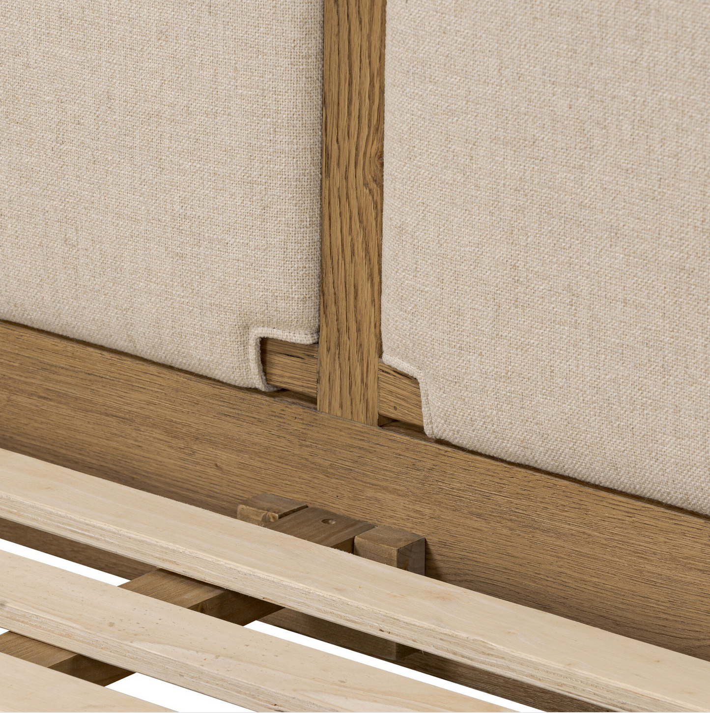 Salado, Queen, 64.75w x 85.5d x 54h