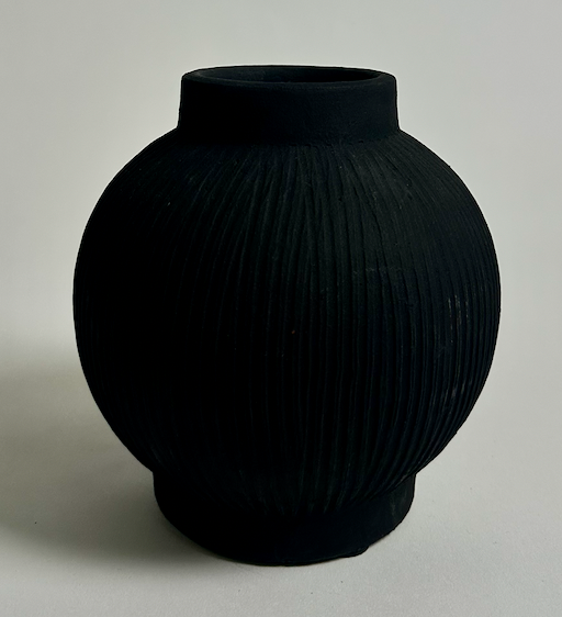 Black ribbed ceramic vase