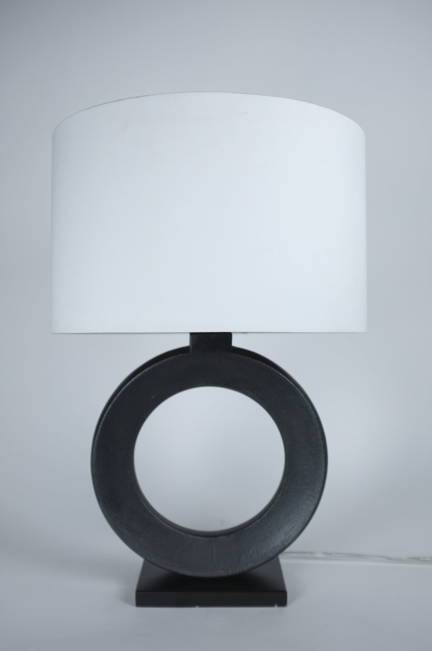 Black Doughnut Base Table Lamp