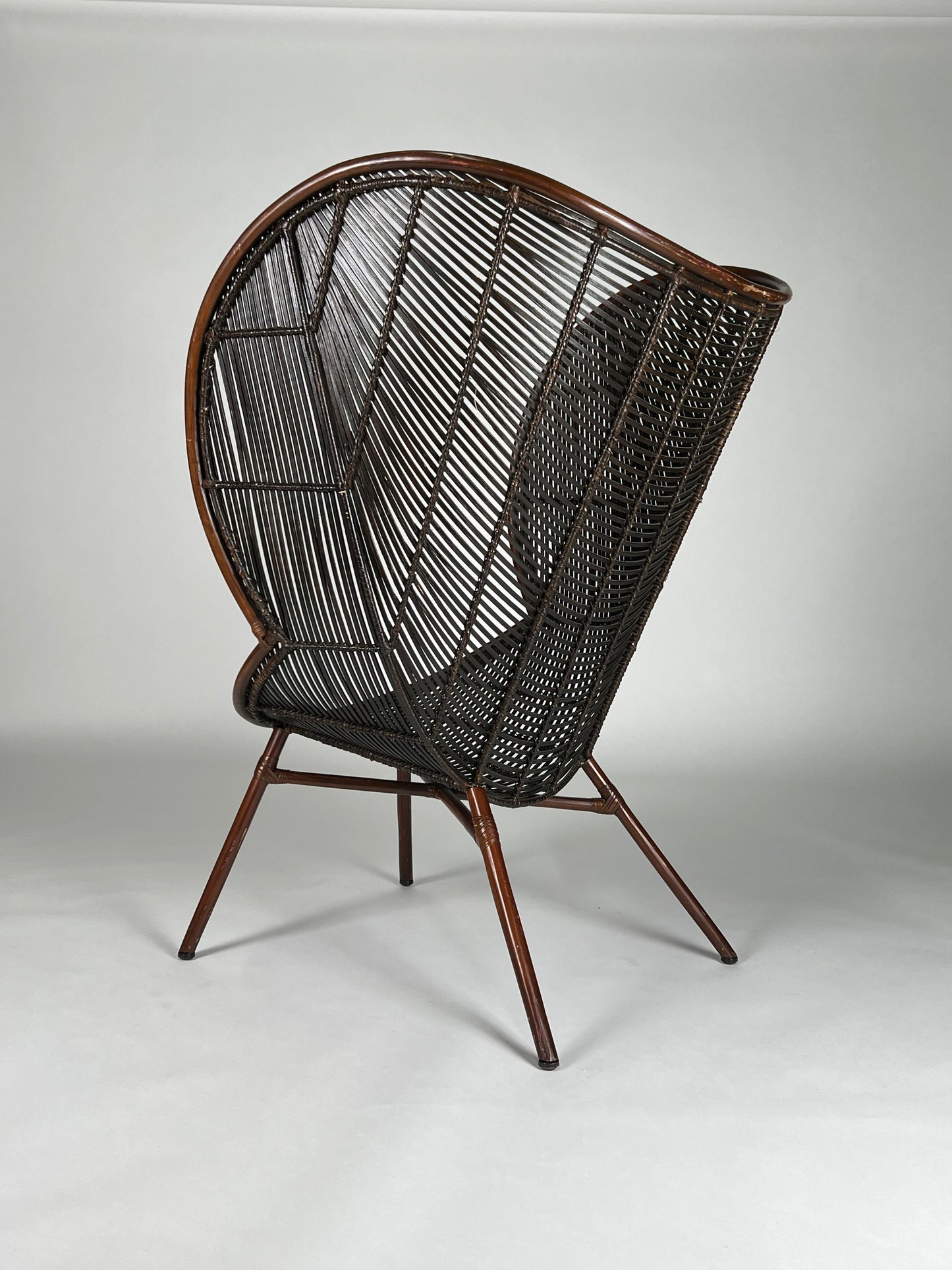 Wood slat oversized Roost chair