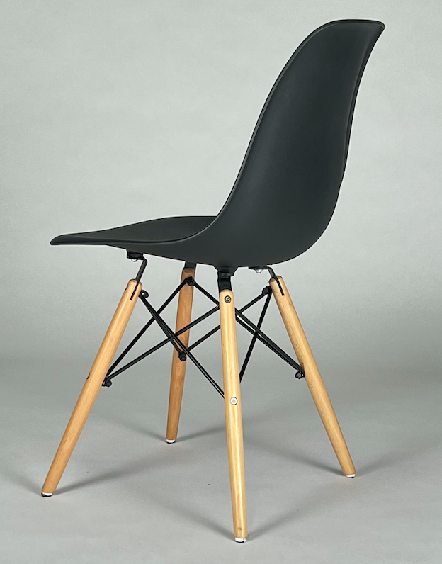 Black Eames like molded bucket chair