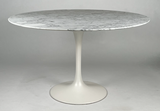 Round Carrera marble Saarinen replica dining table